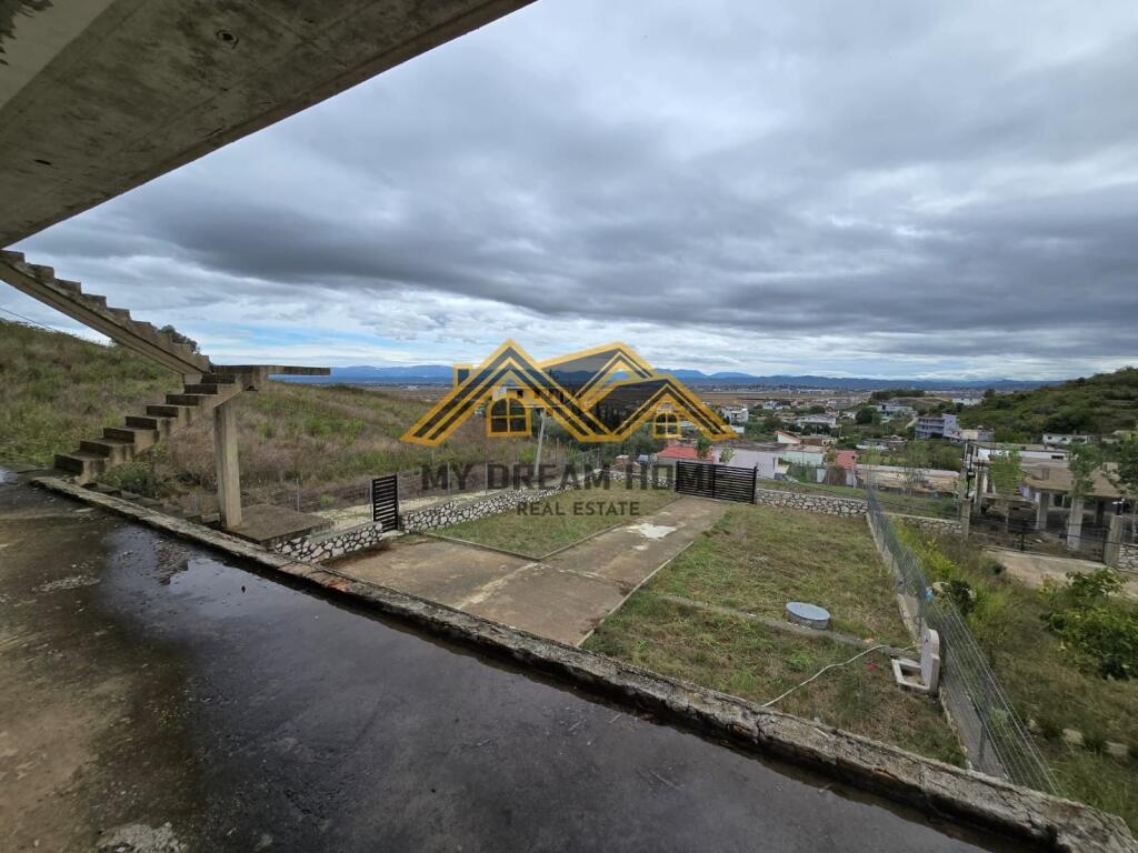 SHITET SHTEPI PRIVATE ZONA SPITALLES DURRES!