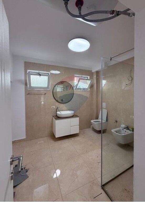 APARTAMENT 2+1 NE SHITJE TE MARGARITA TUTULANI  ID: 530291006-504