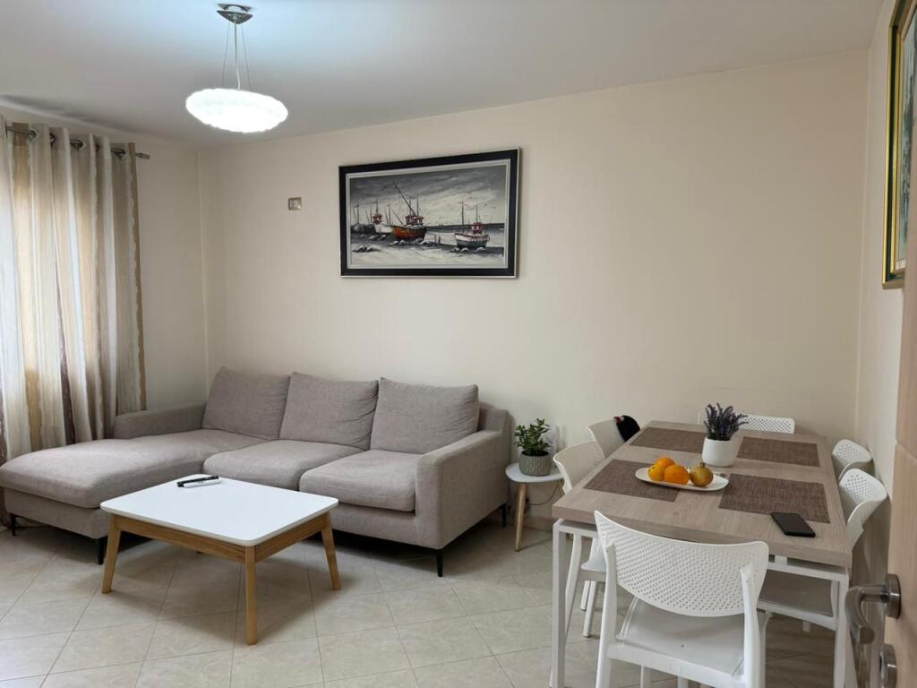 Shitet apartament 1+1 në zonën e Oxhakut 125,000 €