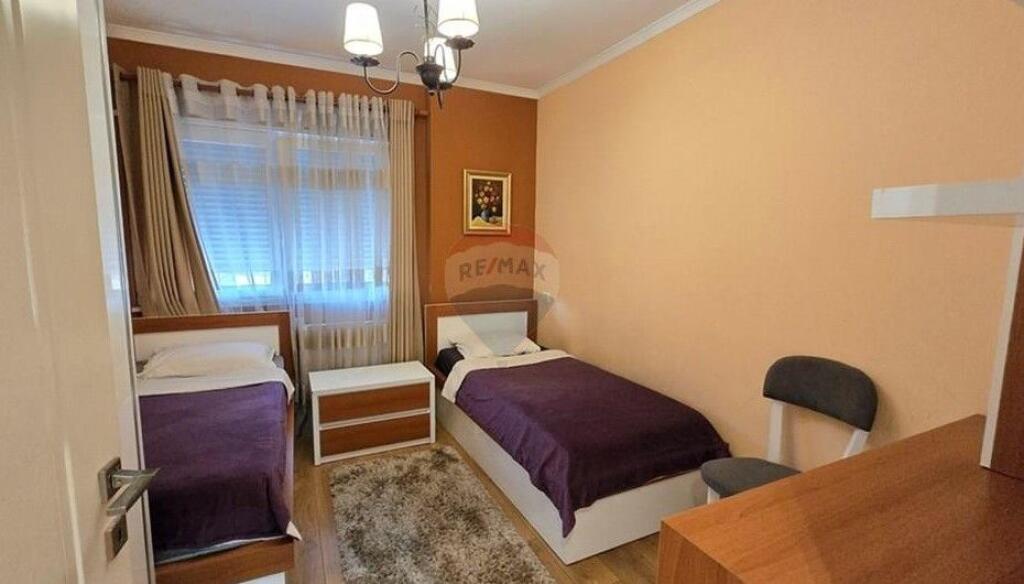 Apartament 3+1 per shitje ne Ali Dem  ID: 530201007-551