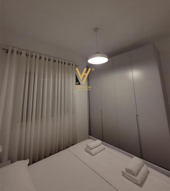 JEPET APARTAMENT 1+1 ME QERA TE RRUGA E DURRESIT 620 EURO