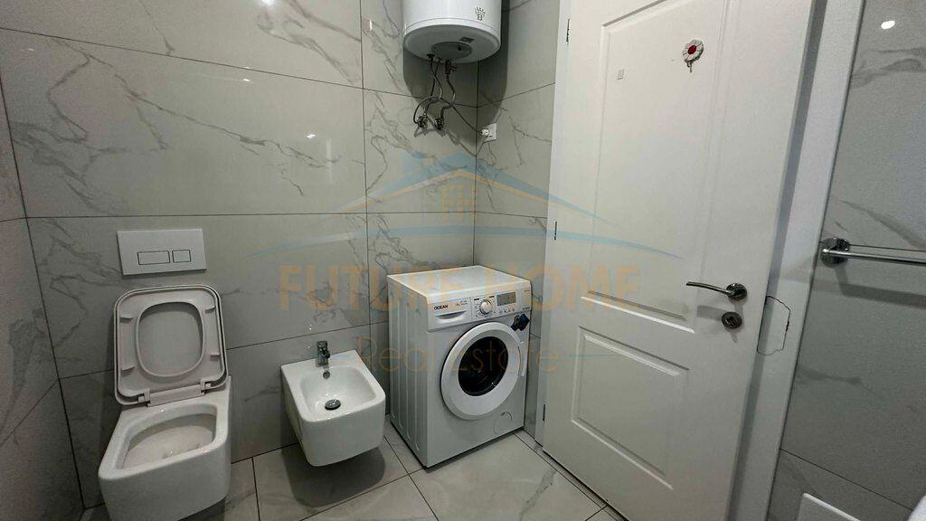 Shitet , Apartament 1+1 Unaza e re , Tirane
