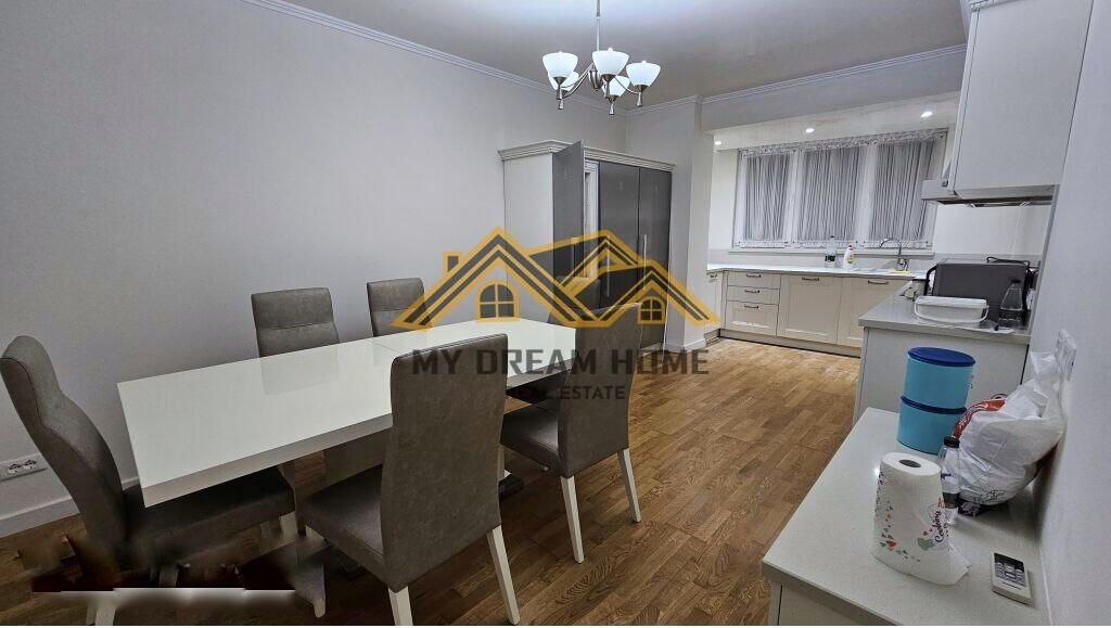 SHESIM SUPER APARTAMENT TE MALI I ROBIT, VIJË E PARË !
