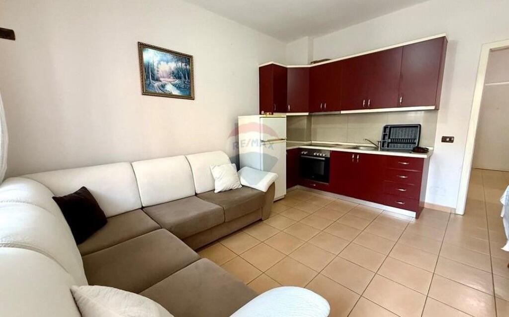 Apartament 2+1 i mobiluar tek KMY, Yzberisht  ID: 530181053-670