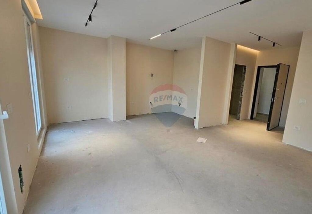 Apartament - Për Shitje - Ish Tregu Elektrik, Tiranë  ID: 530571006-13