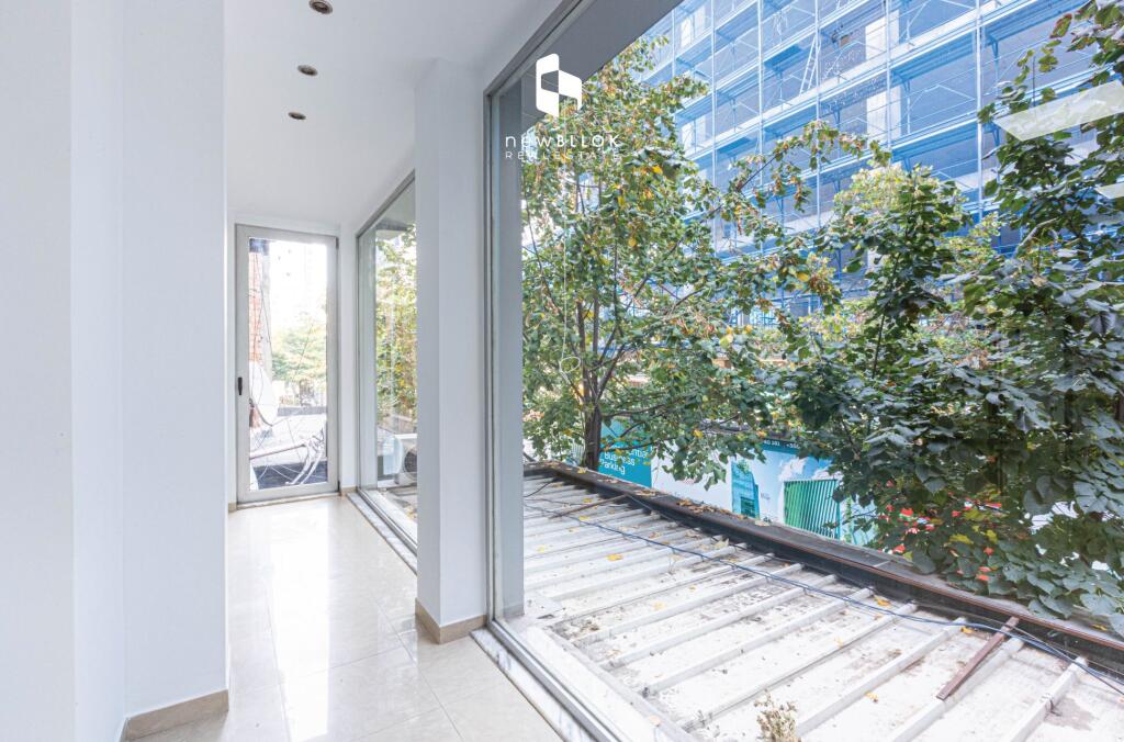 🔥Me Qera: Zyre 100 m² | Tribeca, (📍Blloku Rr. Vaso Pasha) || 900 €/Muaj || Lokacion Premium – Blloku