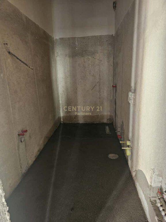 Apartment 2+1+2 for sale near Globe, Riverside Residence