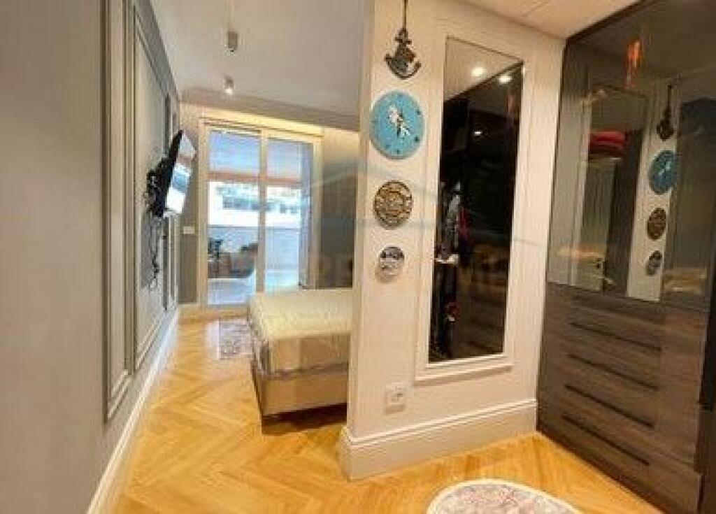 In vendita, Appartamento 2+1, Giardino Botanico, Tirana