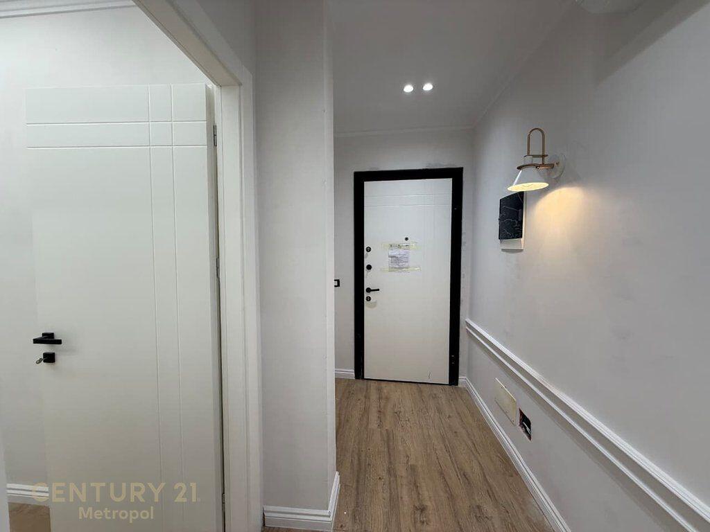 SHES APARTAMENT 1+1 ME VERANDE-KOMPLEKSI FRATARI! 140,000 €