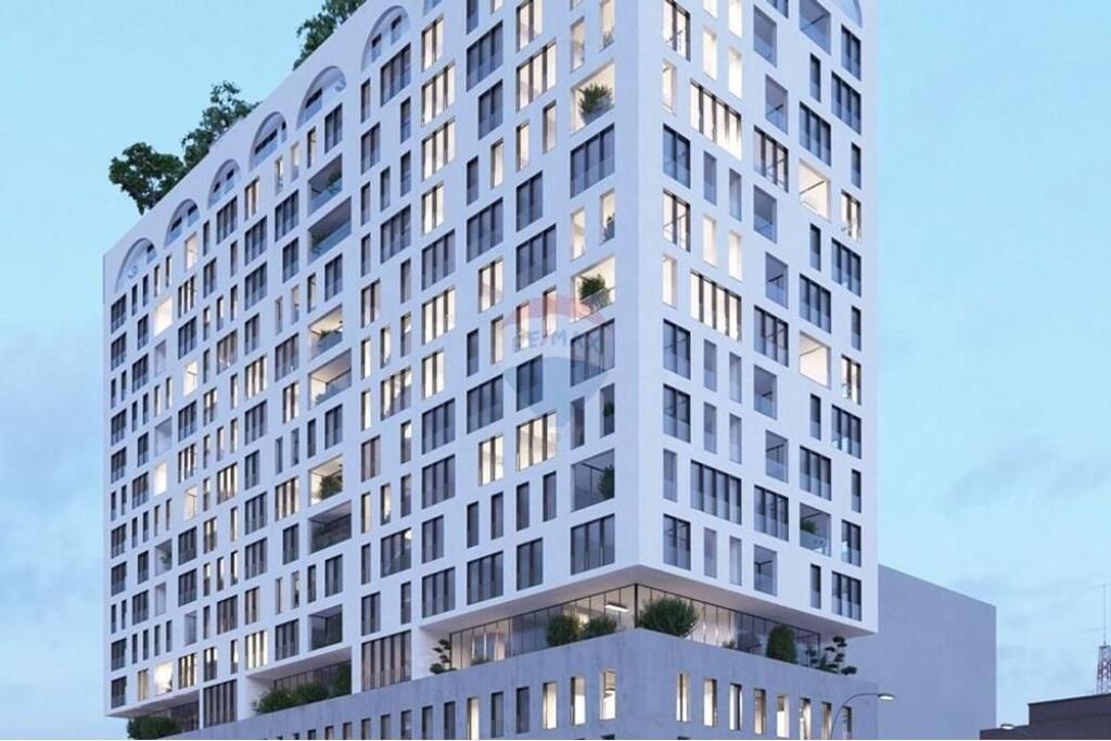 Apartment 2+1 for sale White Tower, Komuna Parisit !