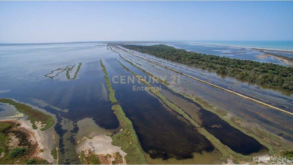 Vendesi Hotel / Ristorante + Terreno a Divjake 290.000 €