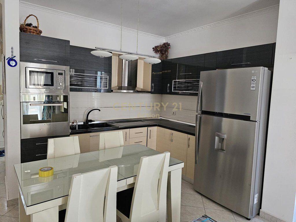 SHITET APARTAMENT 2+1,NE FRESK! 140,000 € Sip. Totale  100m2