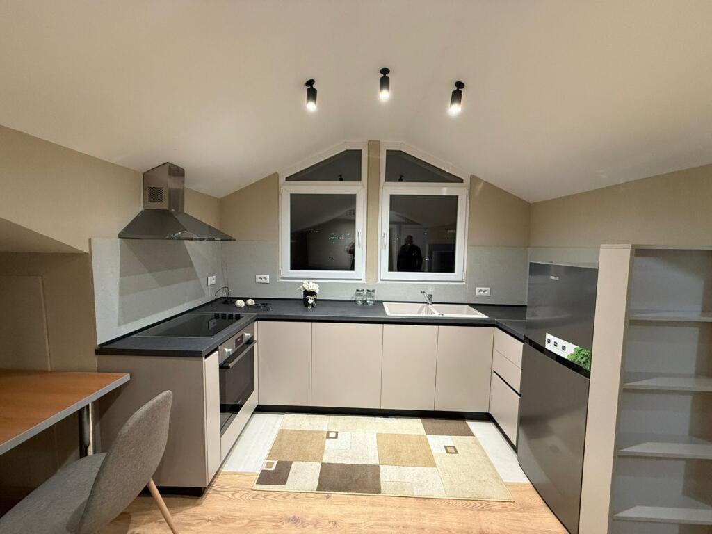 JEPET ME QERA APARTAMENT 1+1 NE SELITE PRAN MARIN BARLETIT!!!