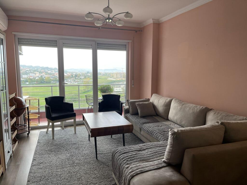 Shitet Apartament 2+1 i Mobiluar – Astir, pranë Bar Return