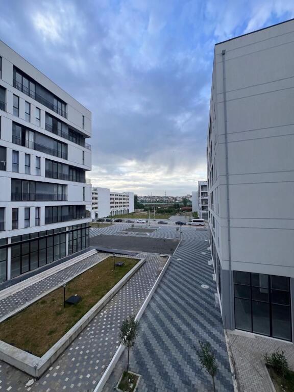 📍RRUGA 5 MAJI, shesim apartament  2+1+2