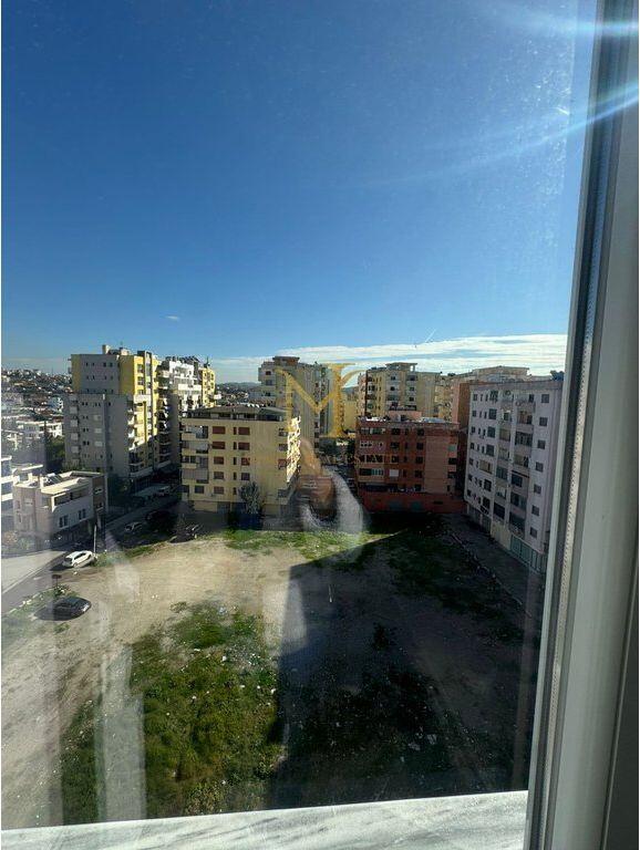SHITET APARTAMENT 2+1 NE PLAZH HEKURUDHA DURRES!!