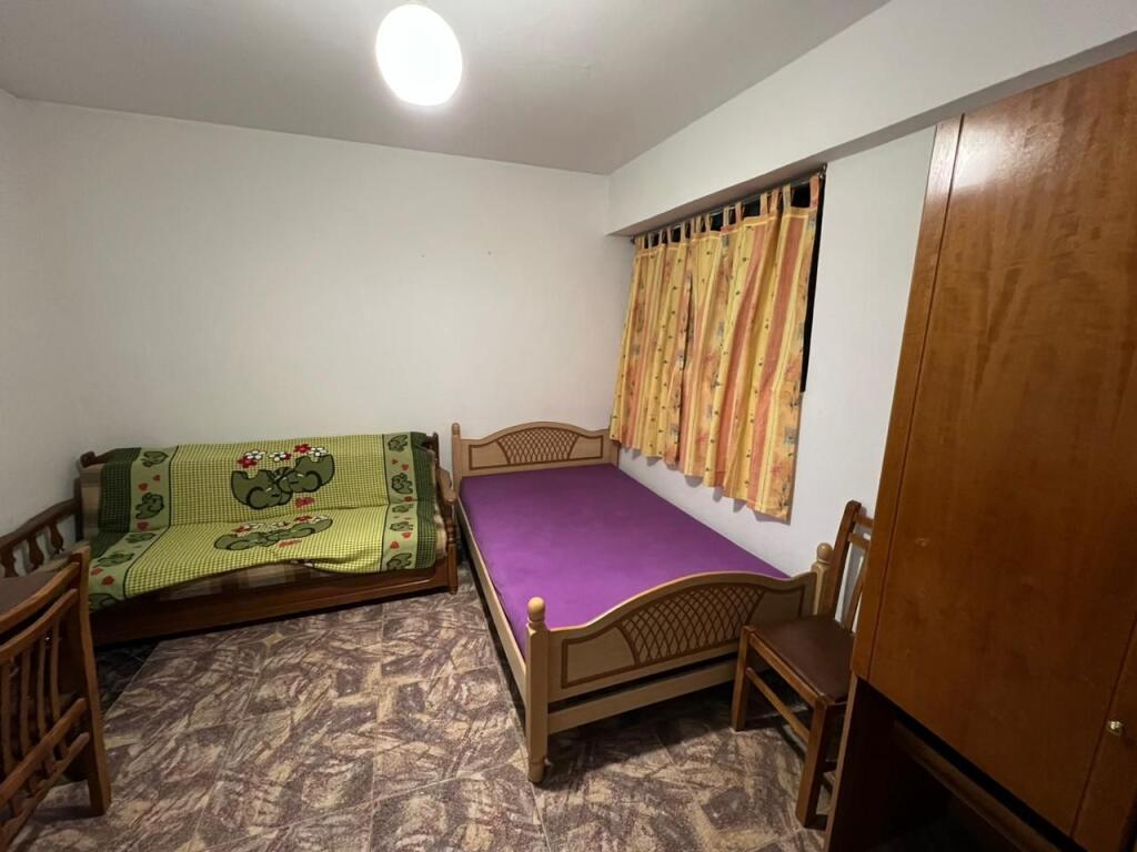 Jepet Gazonier me Qera tek Rruga e Kavajes