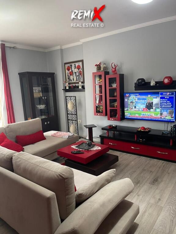 APPARTAMENTO 1+1 IN AFFITTO VICINO ALL'HOTEL PALACE, SPIAGGIA DI DURRËS