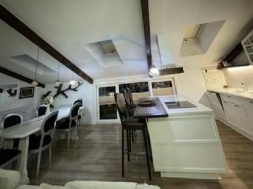 Qira, Apartament 3+1+3 në “Secret Garden”, TEG