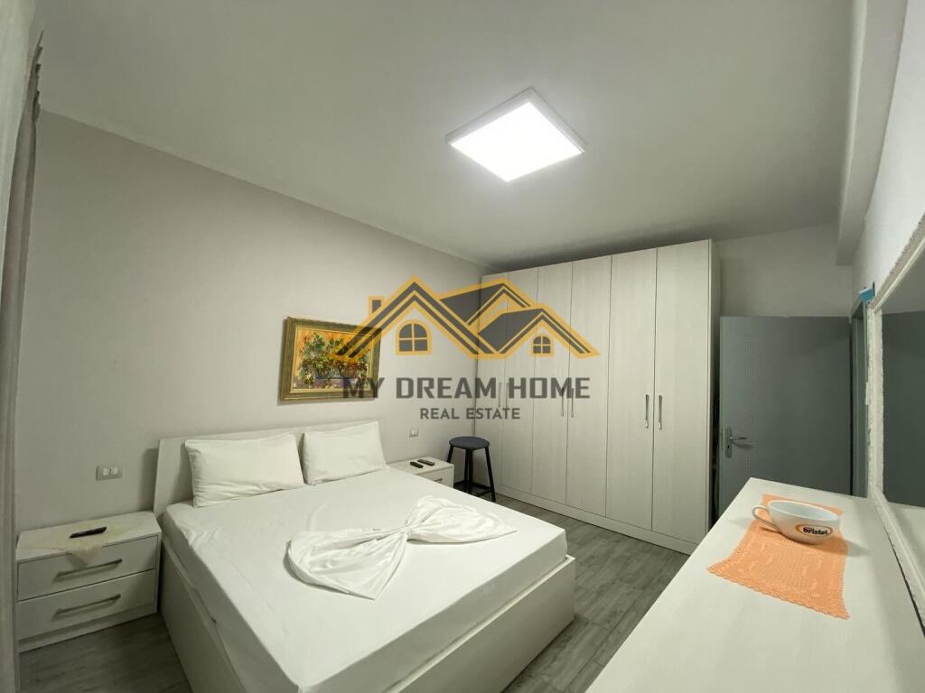 SHITET APARTAMENT 1+1+2BALLKONE BULEVARD KRYESOR DURRES