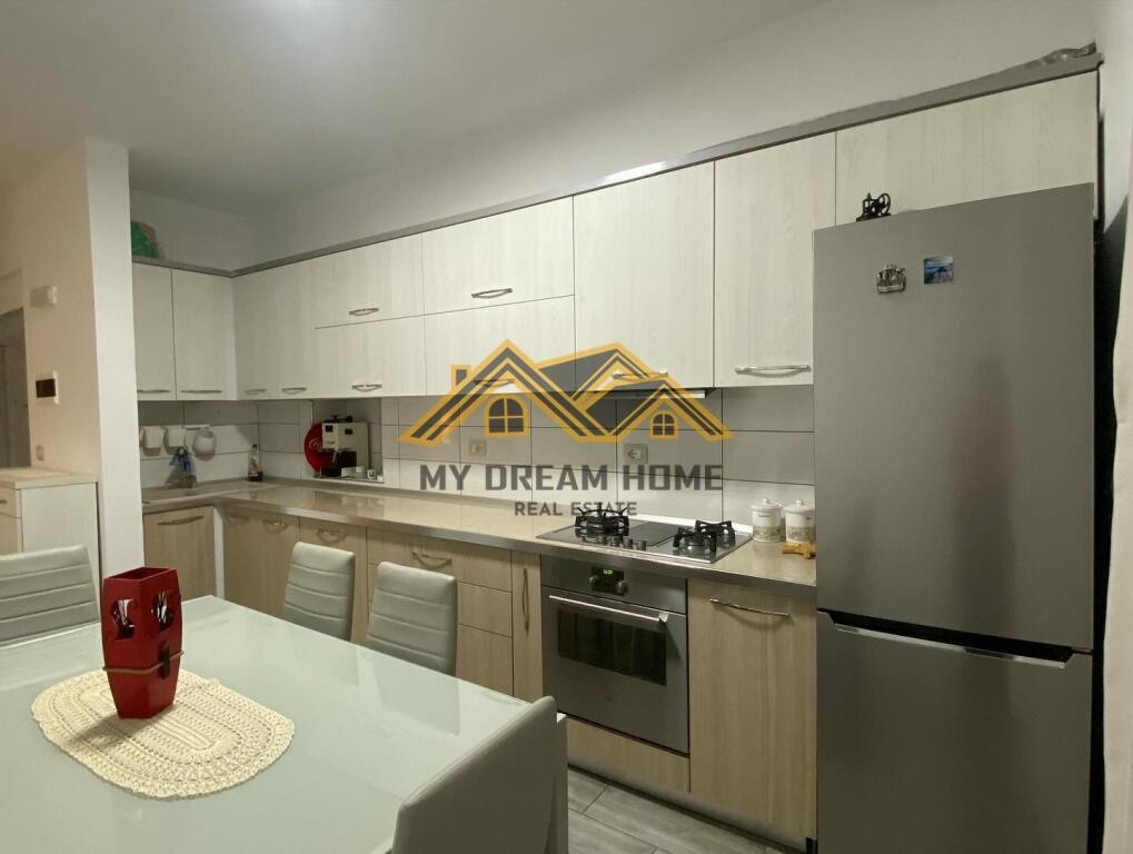 SHITET APARTAMENT 1+1+2BALLKONE BULEVARD KRYESOR DURRES