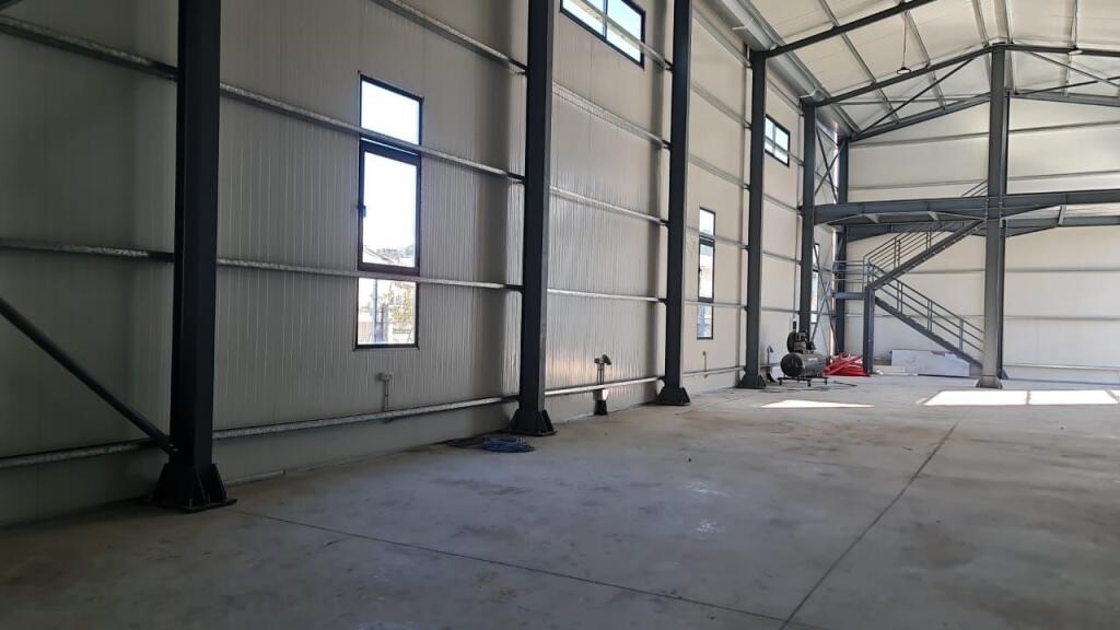 Warehouse for rent in PRUSH