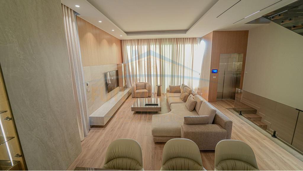 Qera , Vilë , Luminor Rezidence , TEG