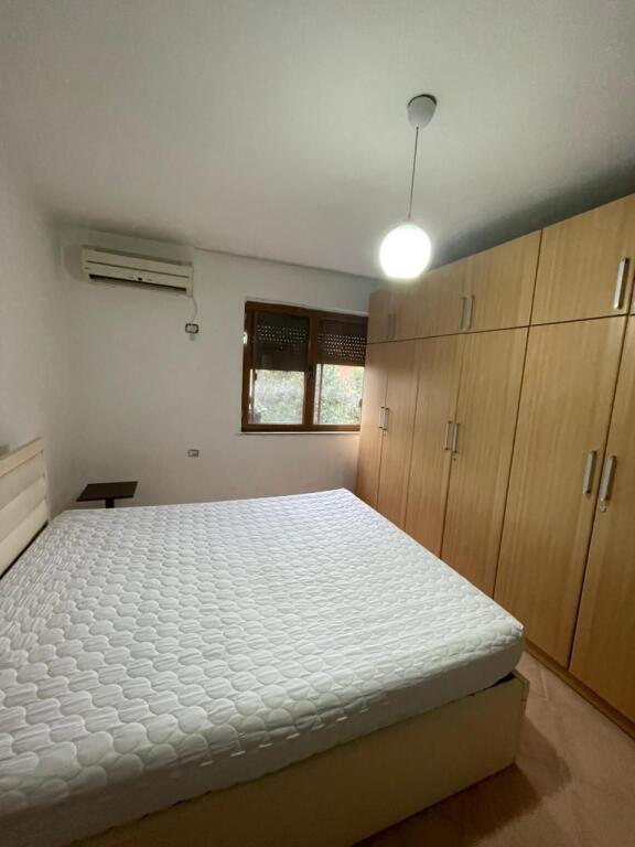 In vendita, Appartamento 1+1, Via Elbasan, Tirana