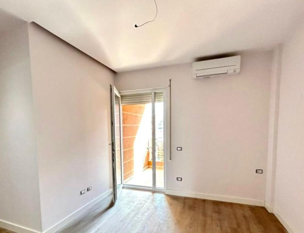 💥 Vendiamo appartamento 2+1 con posto auto, Via Dervish Hekali, dietro la Scuola Rossa 🔥