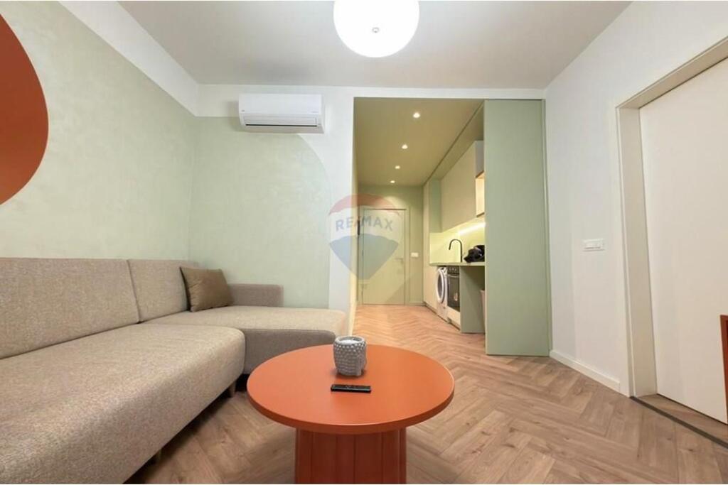 Studio apartment for rent Ballet School!