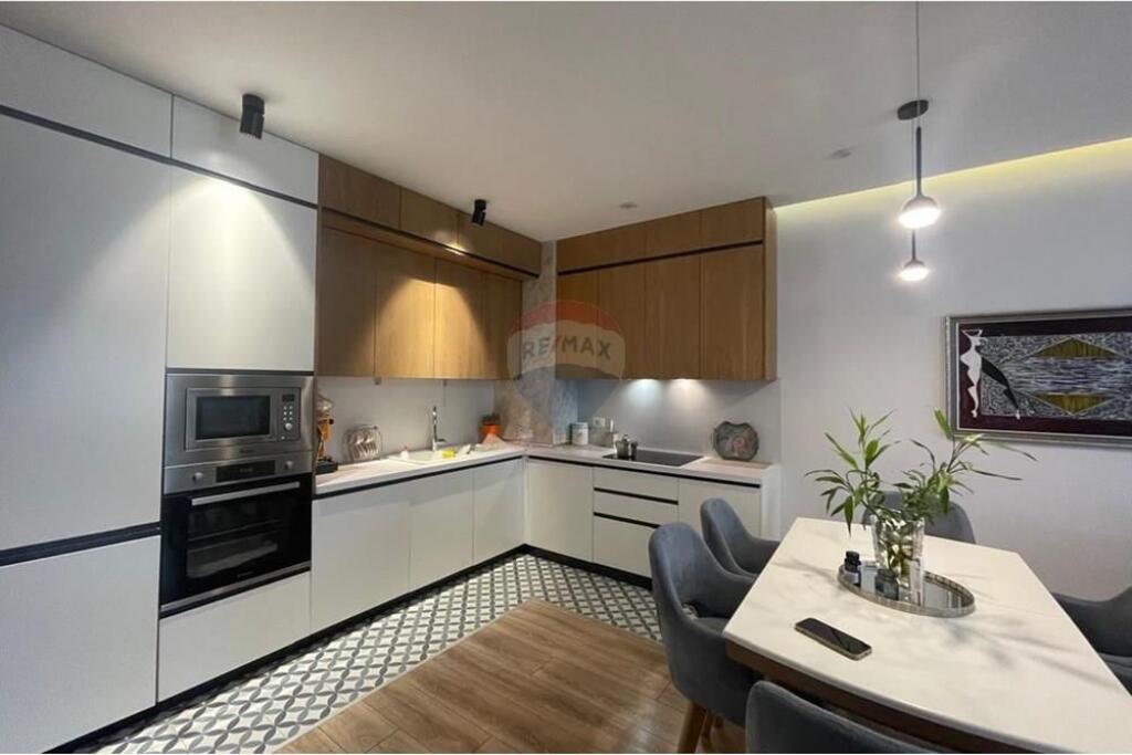 Apartament - Për Shitje - Kodra e Priftit