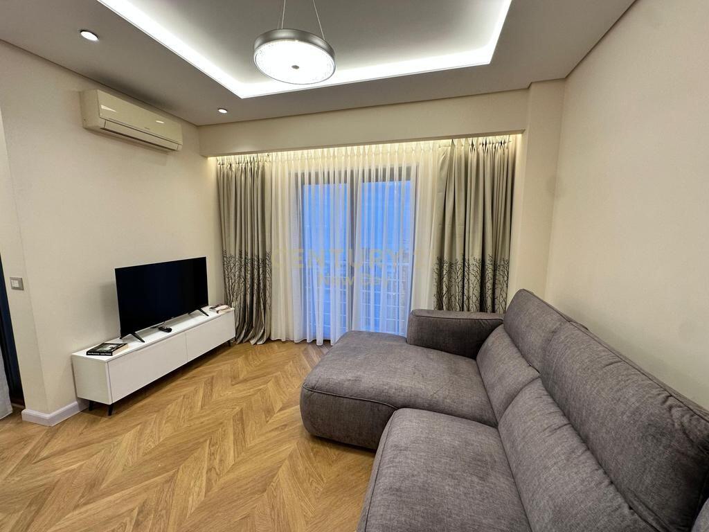 JEPET APARTAMENT ME QIRA 2+1+2 ME PAMJE DETI NE CURRILA!