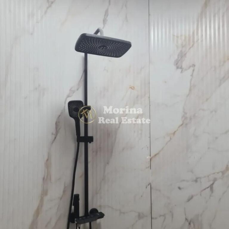 Qera, Hyrje private 1+1, Rrethrrotullimi i shkozes , 350 Euro/Muaj