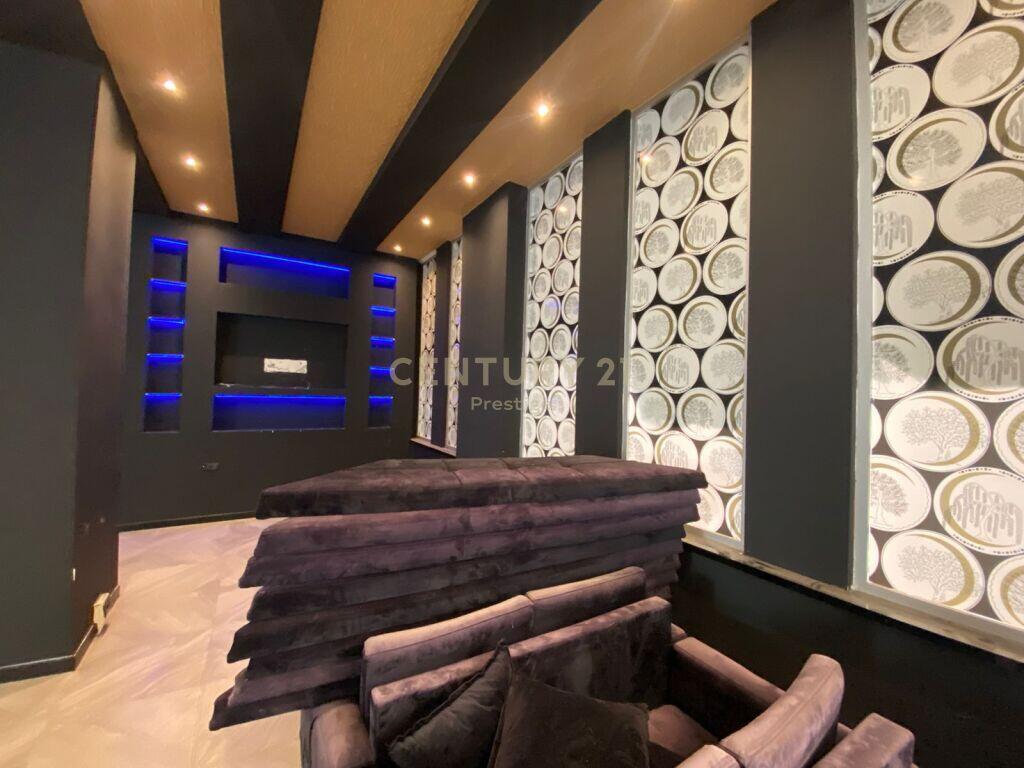 Jepet me qira ambient biznesi bar piceri ne zonen e Astirit!