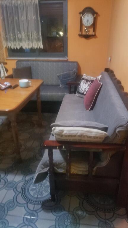 JEPET ME QIRA 2+1+1 LAPRAKE TE ALESIO 50.000 LEKE