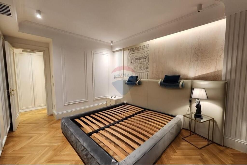 Apartament - Për Shitje - Kopshti Botanik, Tiranë(ID: 530191062-72)