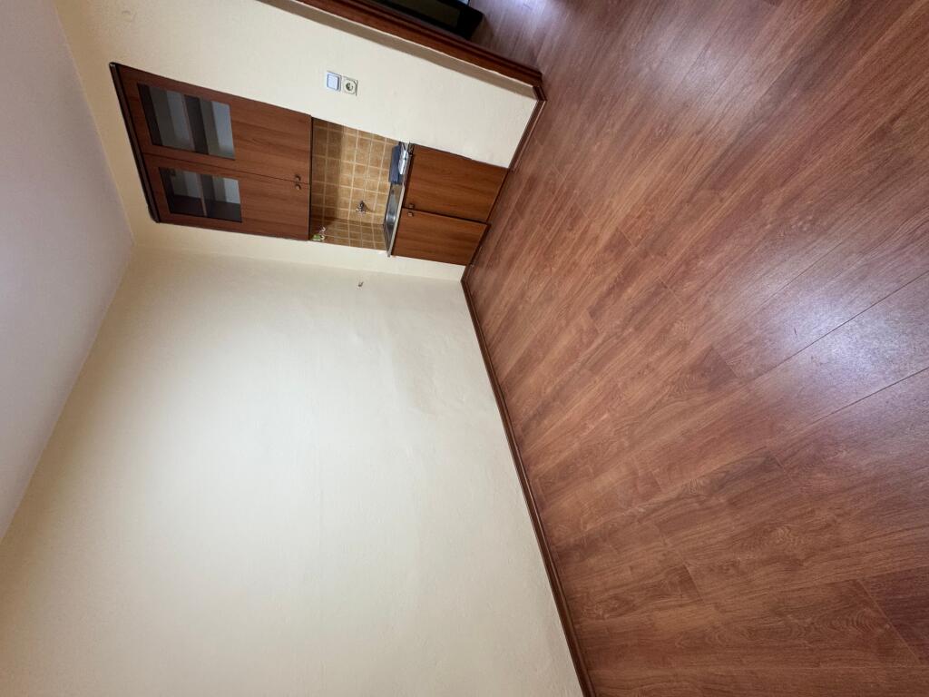 2+1 Office for Rent in Bllok with street view