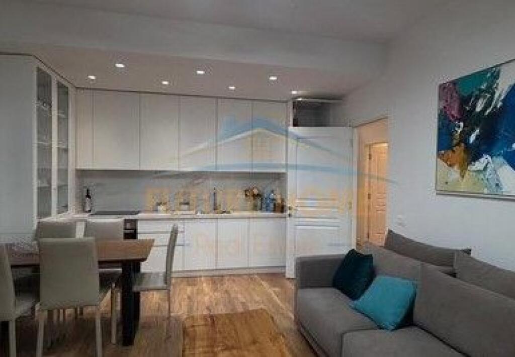 Shitet, Apartament 2+1+Post Parkimi, Kompleksi Golden Park