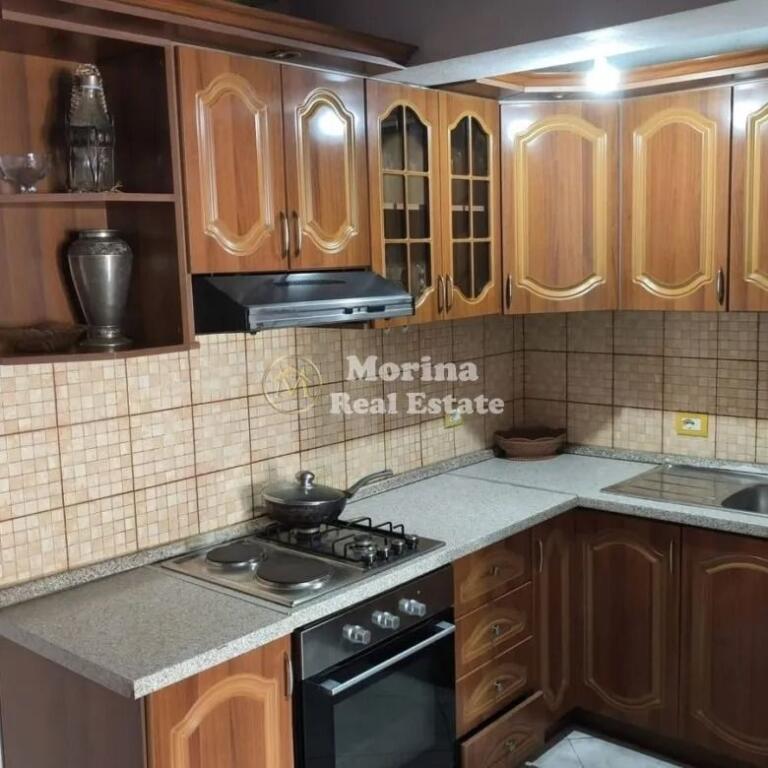 Qera, Hyrje 2+1, Selite , 300 Euro/Muaj