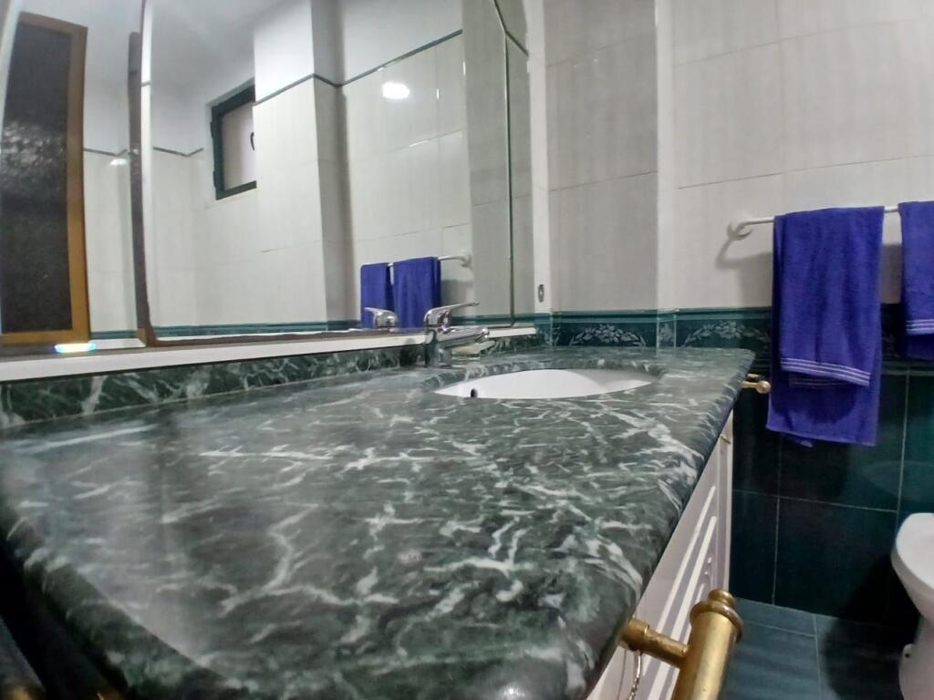 Jepet Me Qera Apartament 2+1+1 Ballkon