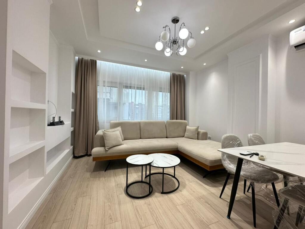 🏡 Apartament 2+1 me Ballkon – Me Qira