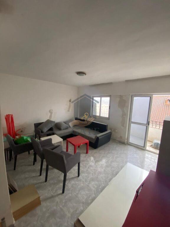 Shitet super okazion apartament 1+1.