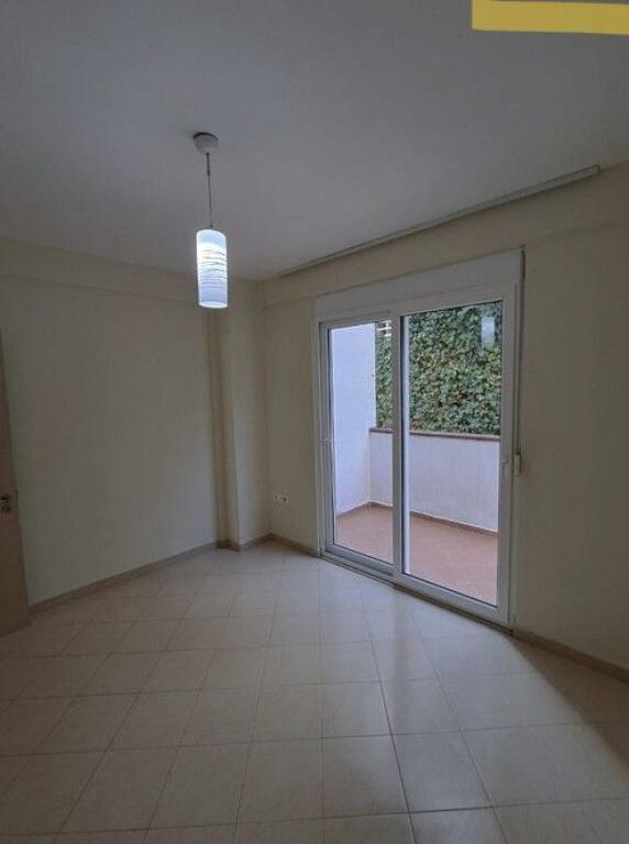 Shitet, Apartament 3+1+2 me Verandë – Rezidenca Kodra e Diellit