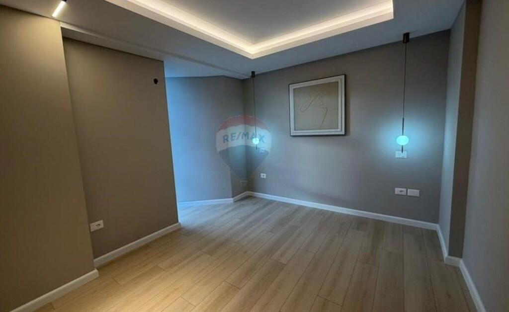 Apartament 2+1 - Për Shitje - Ish Ekspozita, Tiranë!!!!!! ID: 530491011-176