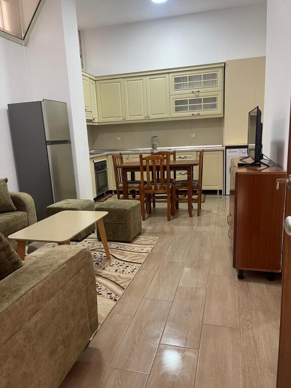 Jepet Me Qera Apartament 1+1