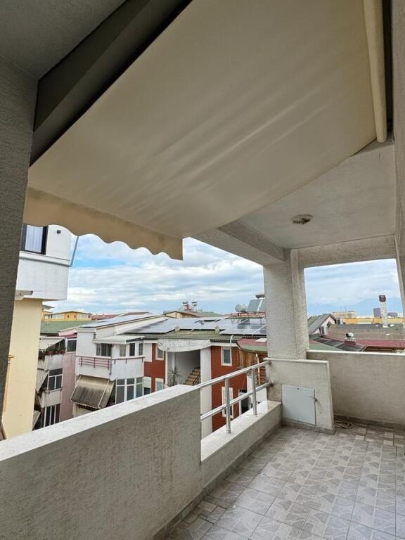 📍 JEPET ME QIRA 2+1 LUKSOZ – KOMUNA E PARISIT (mbi Kristal Center)