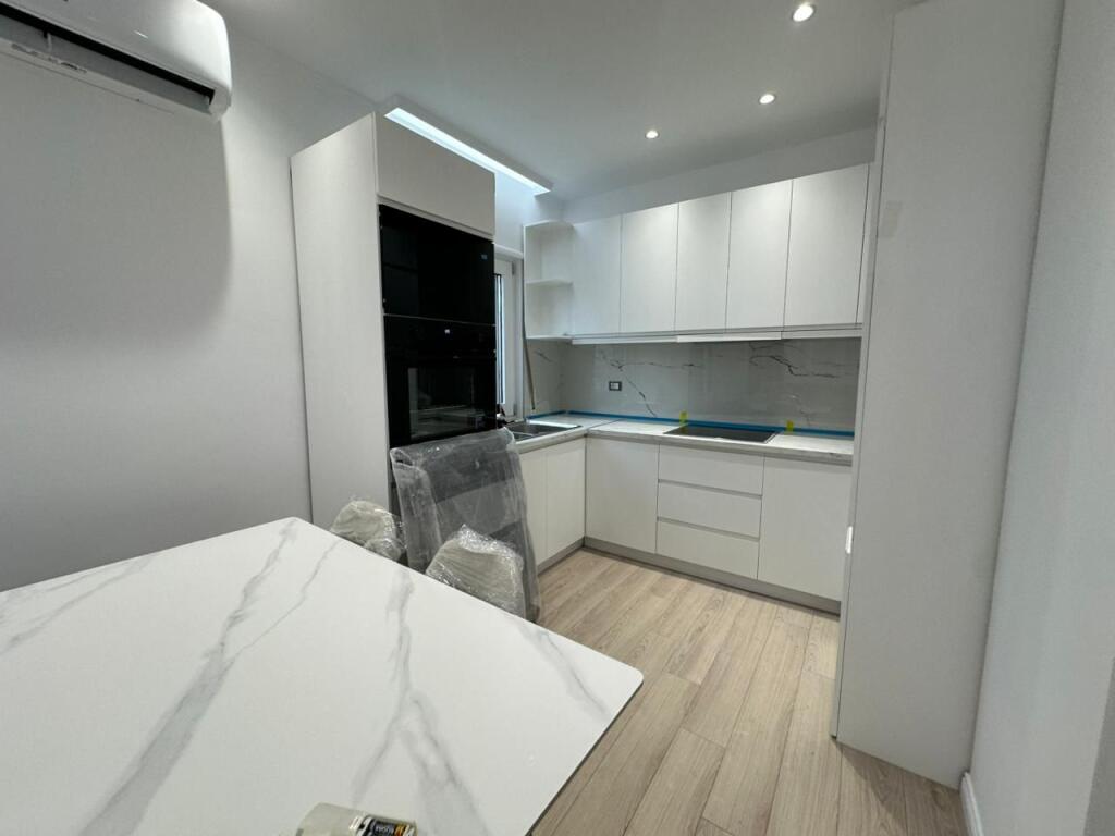 APARTAMENT 2+1+BALLKON ME QIRA - MYSLYM SHYR