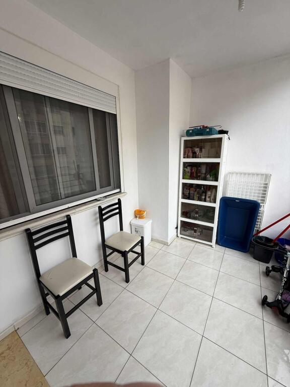 Apartament 2+1+2( poste parkimi) Astir!