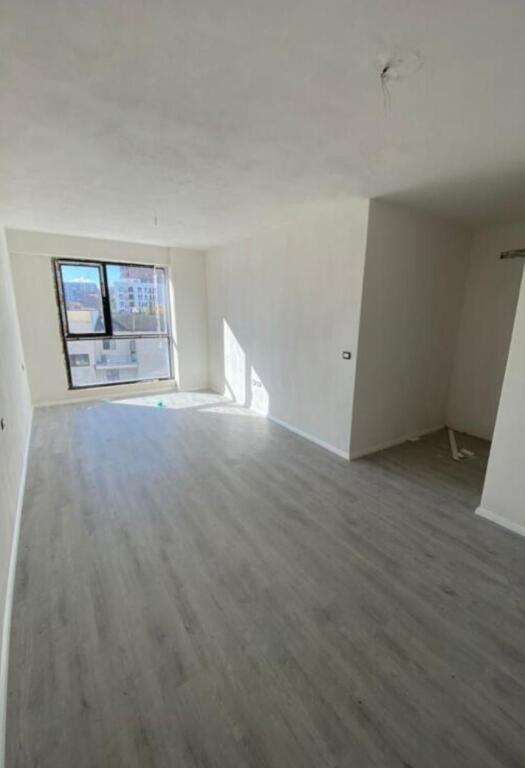 Shitet Apartamenti 2+1 Ish Fusha e Aviacionit