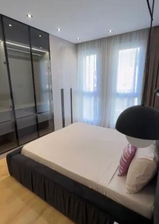 Jepet me qera 2+1+2 Univers City